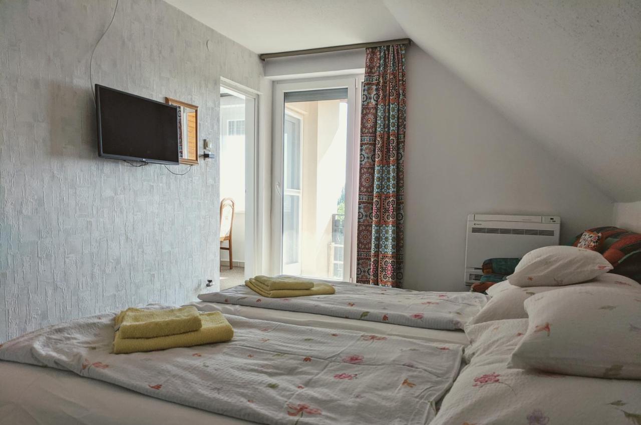 Hotel Angéla Vendégház à Zalakaros Extérieur photo